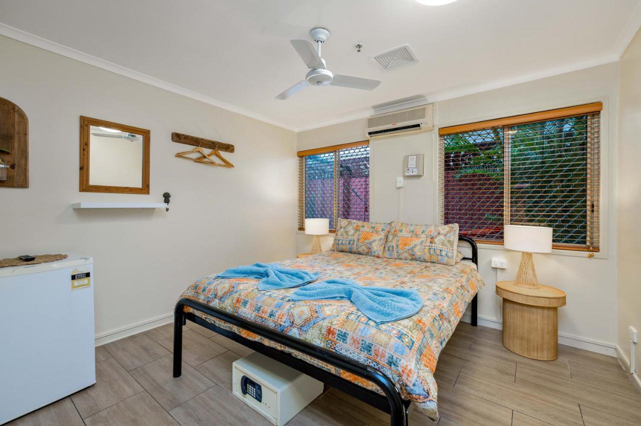Travellers Oasis Hostel Кернс Екстериор снимка