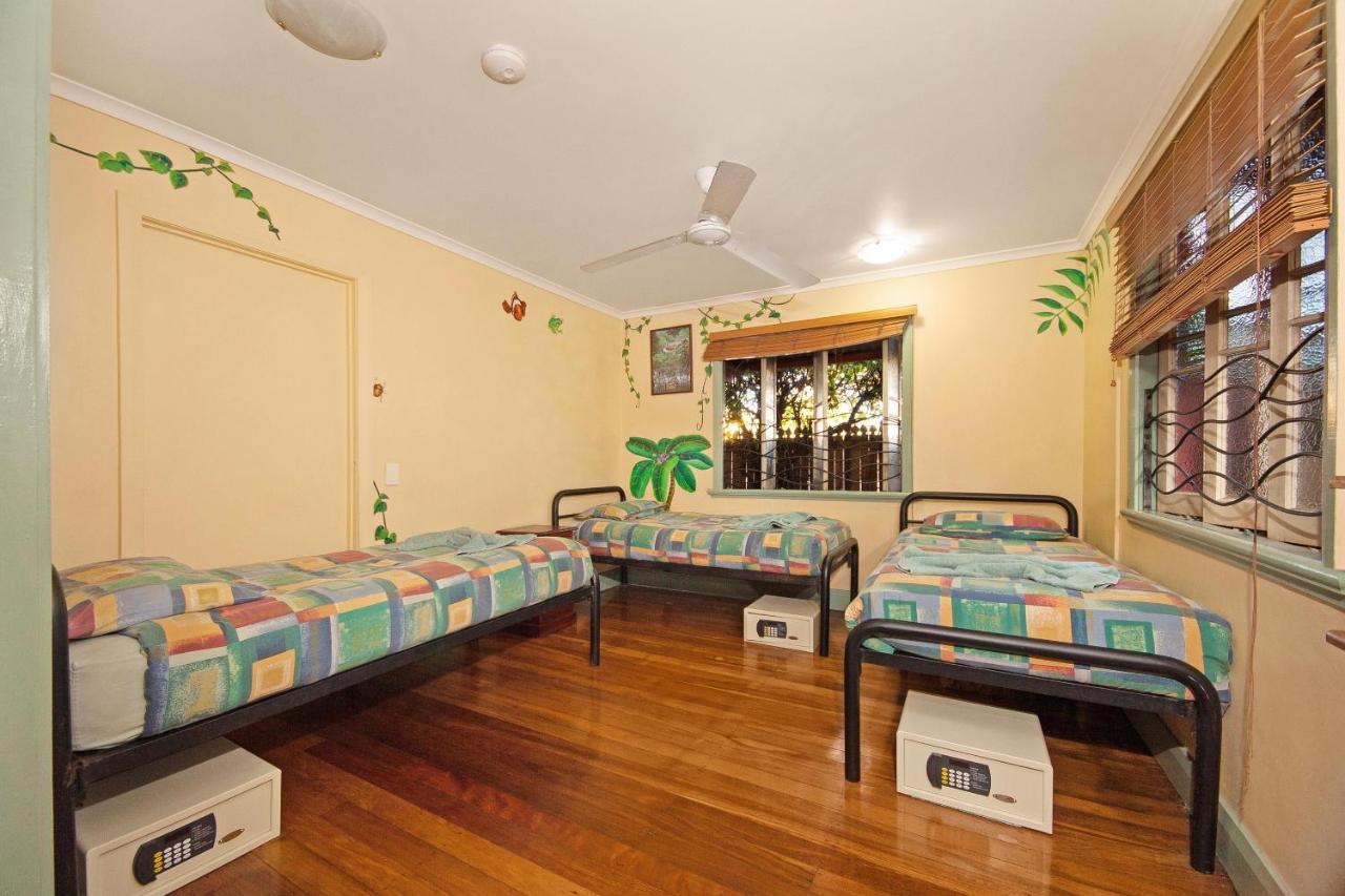 Travellers Oasis Hostel Кернс Екстериор снимка